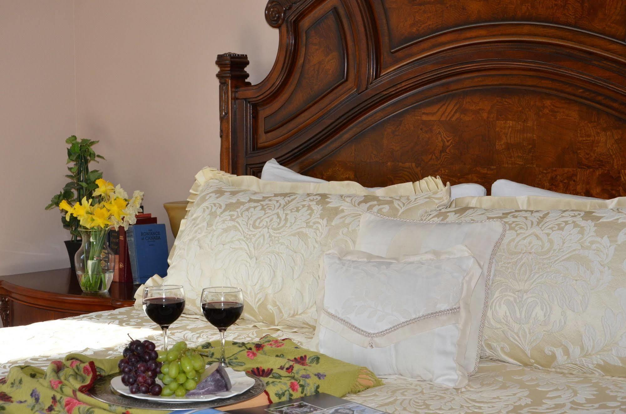 Eagle Rock Bed And Breakfast 슈메이너스 외부 사진